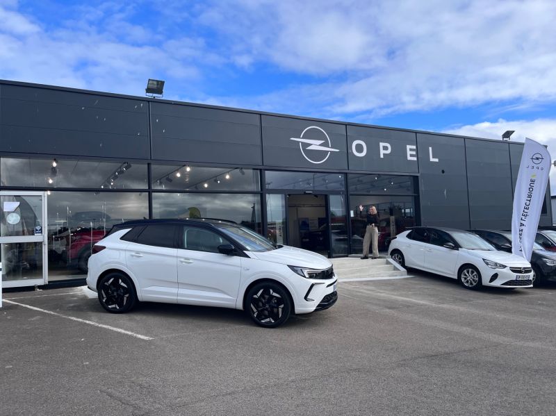 Opel Les Sables d'Olonne - Claro Automobiles